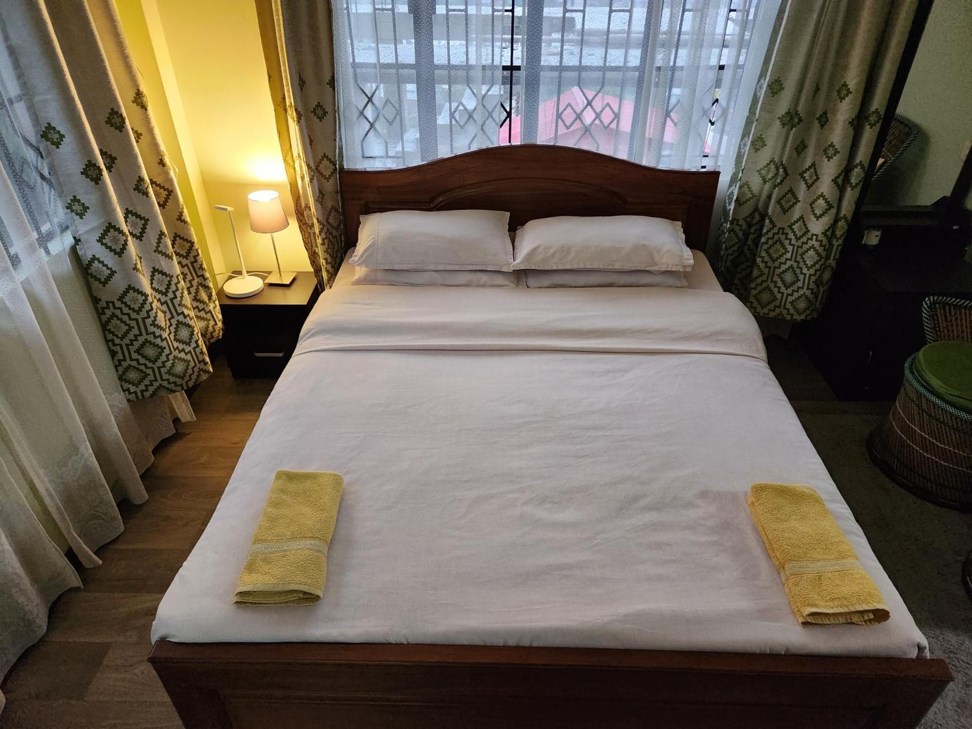 Cafe Sola Bnb Шиллонг Екстер'єр фото