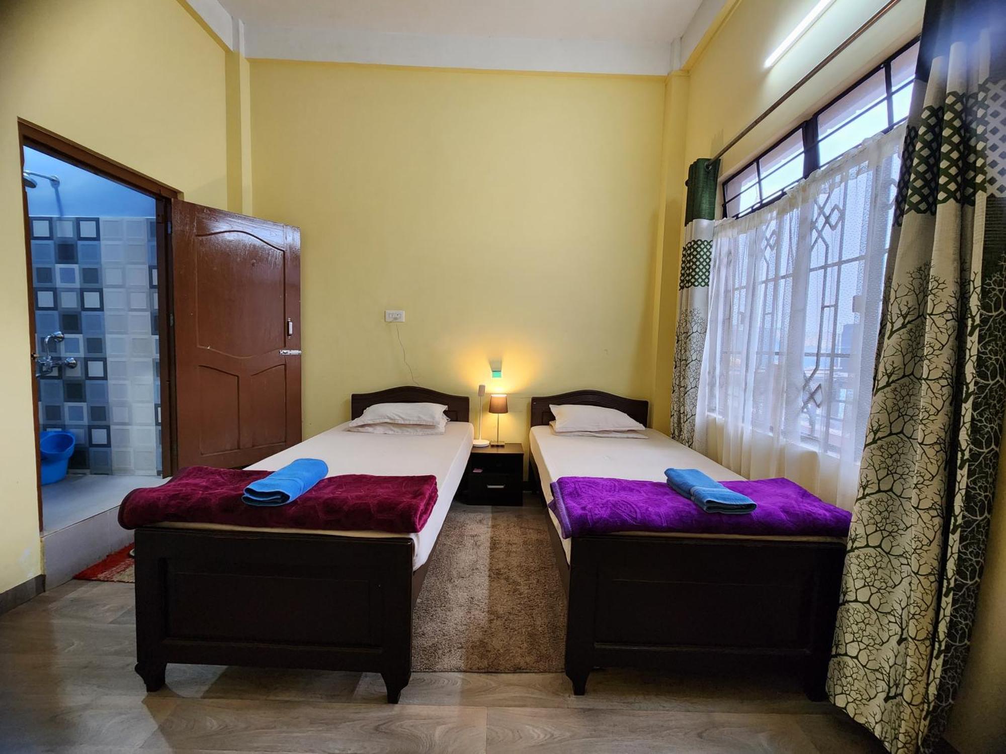 Cafe Sola Bnb Шиллонг Екстер'єр фото